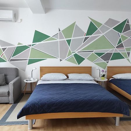 Apartment Stipcic-Mreznicki Brig Duga Resa Esterno foto